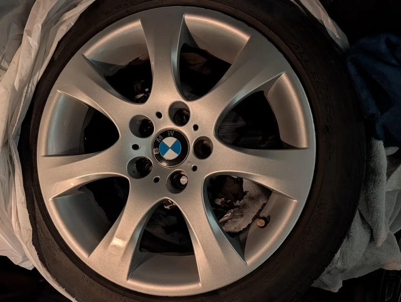 Genuine OEM BMW Style 158 Wheels (17x8 ET34) - E90 328xi image indicator(7)