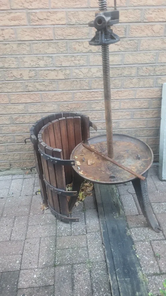 Wine making barrel image indicator(3)