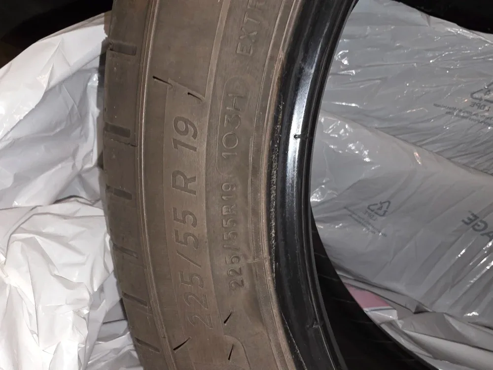 Set of 4 Michelin Primacy A/S Tire 225/55R19