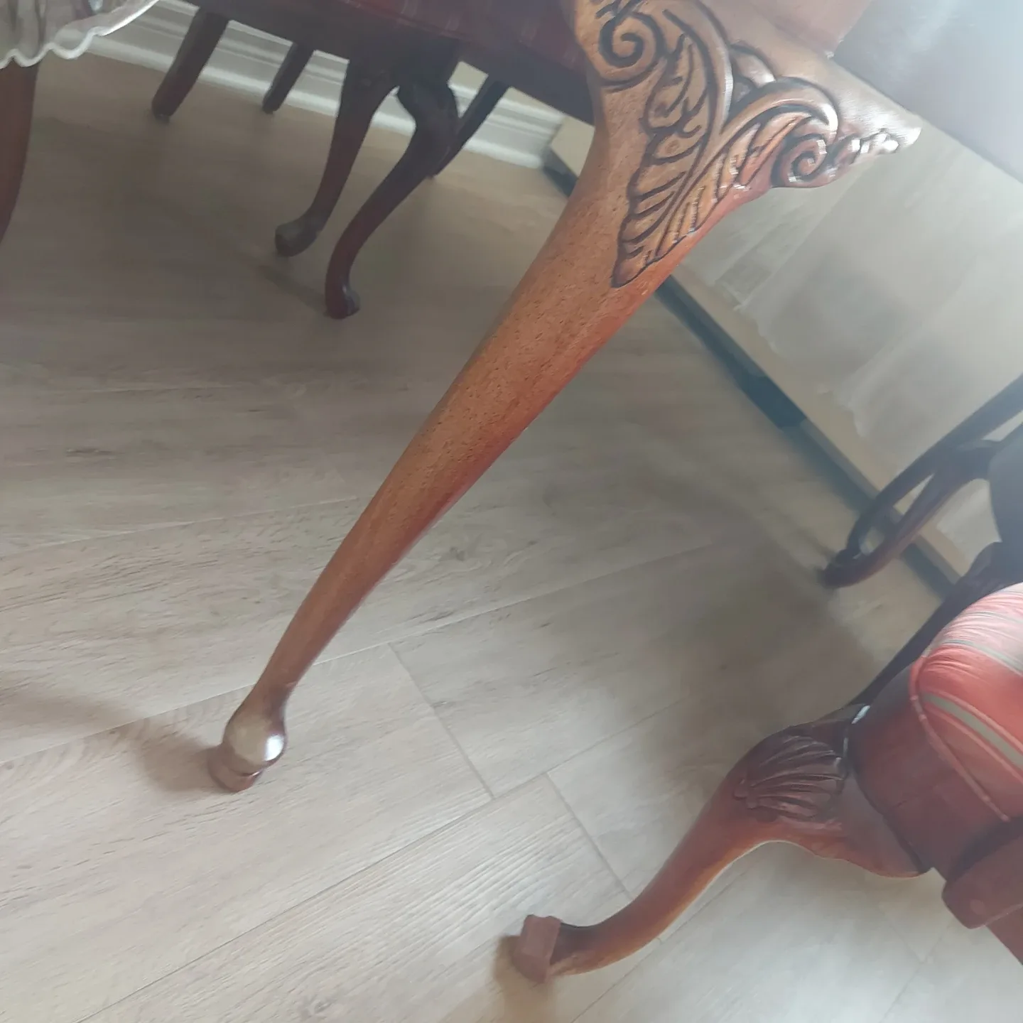 Antique Dining Table with 4 Chairs image indicator(4)