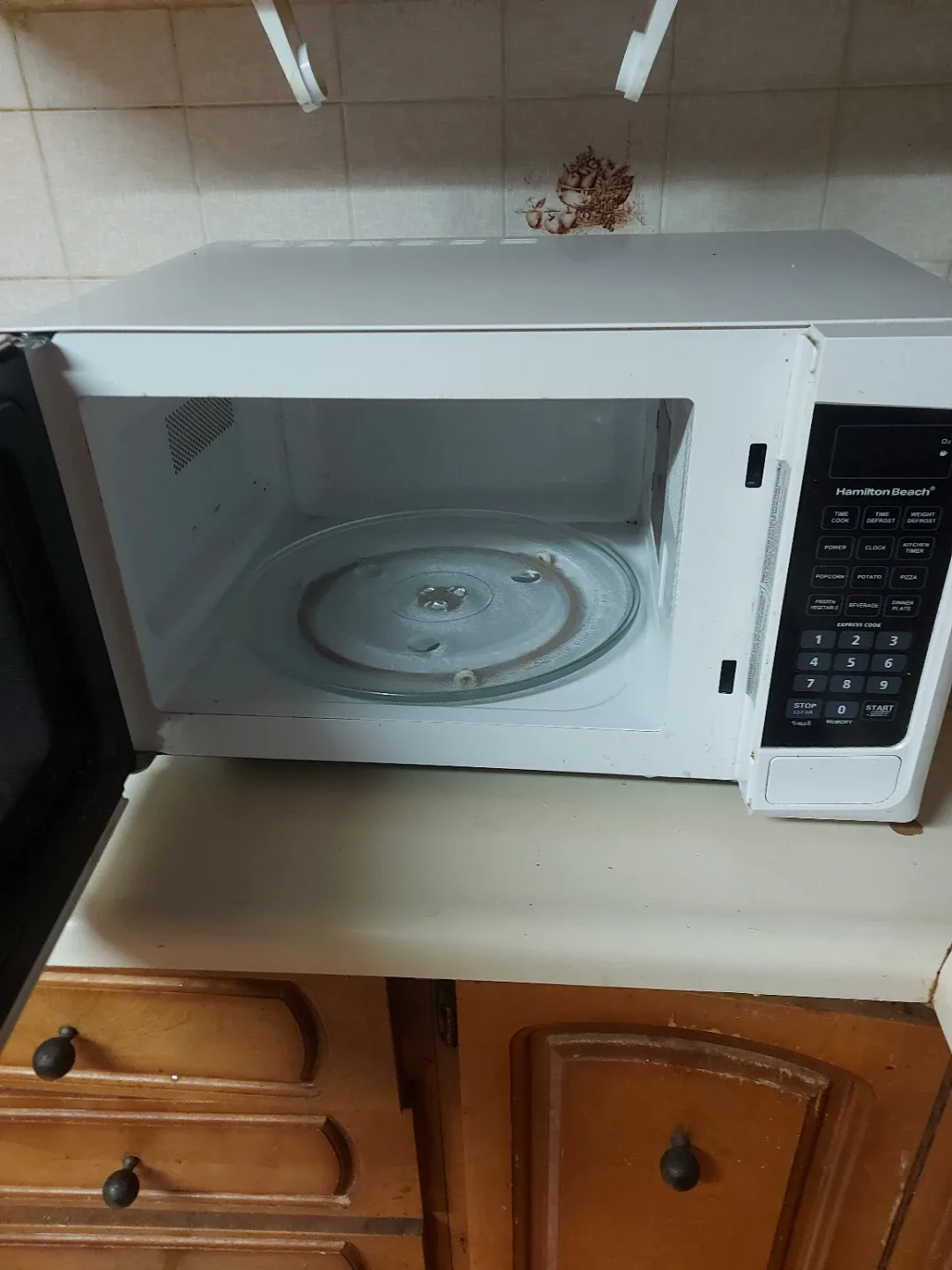 Hamilton Beach Microwave Oven, White image indicator(2)