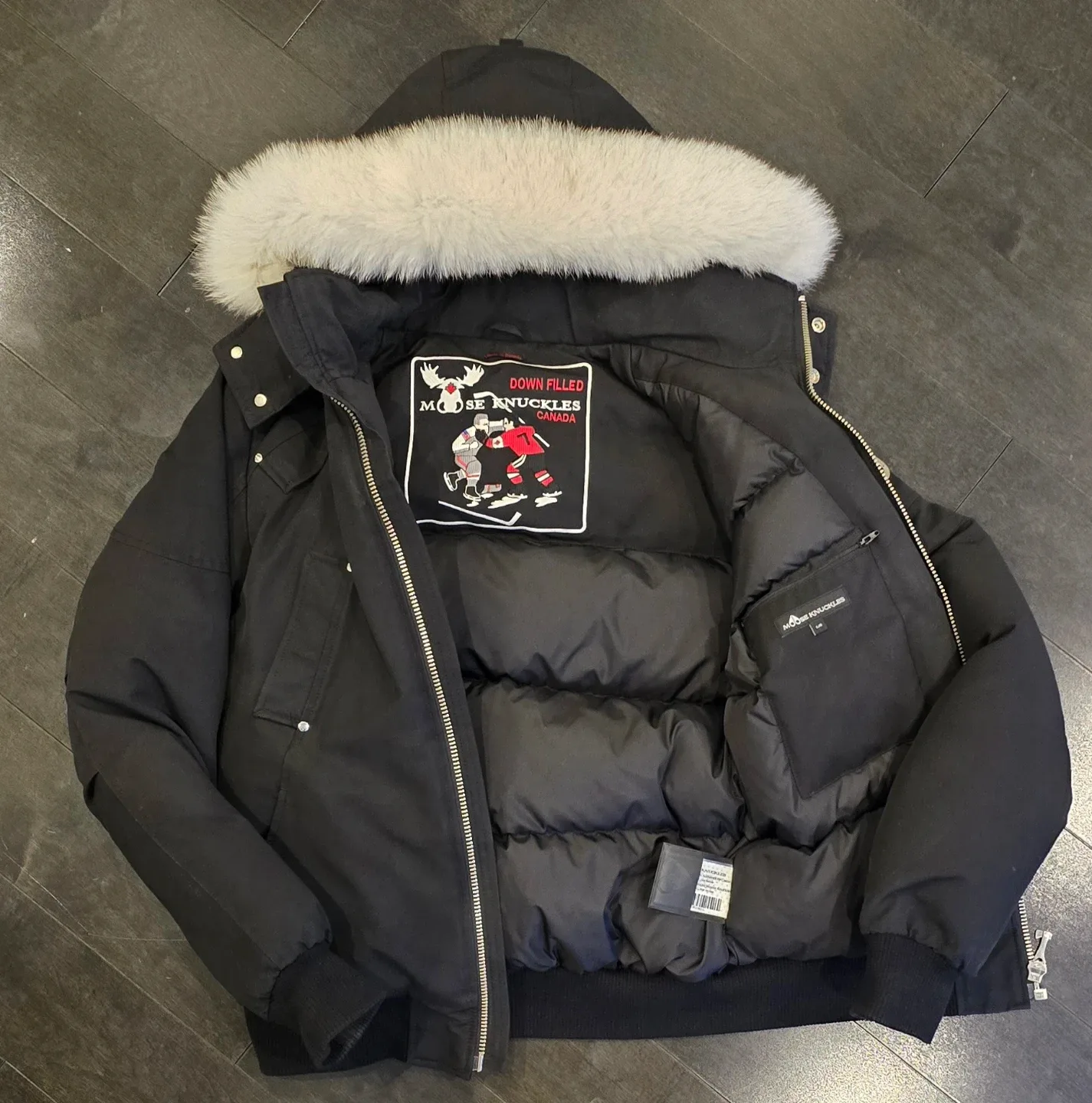 Mens Stylish Moose Knuckles Bomber Jacket!- Size Large image indicator(3)