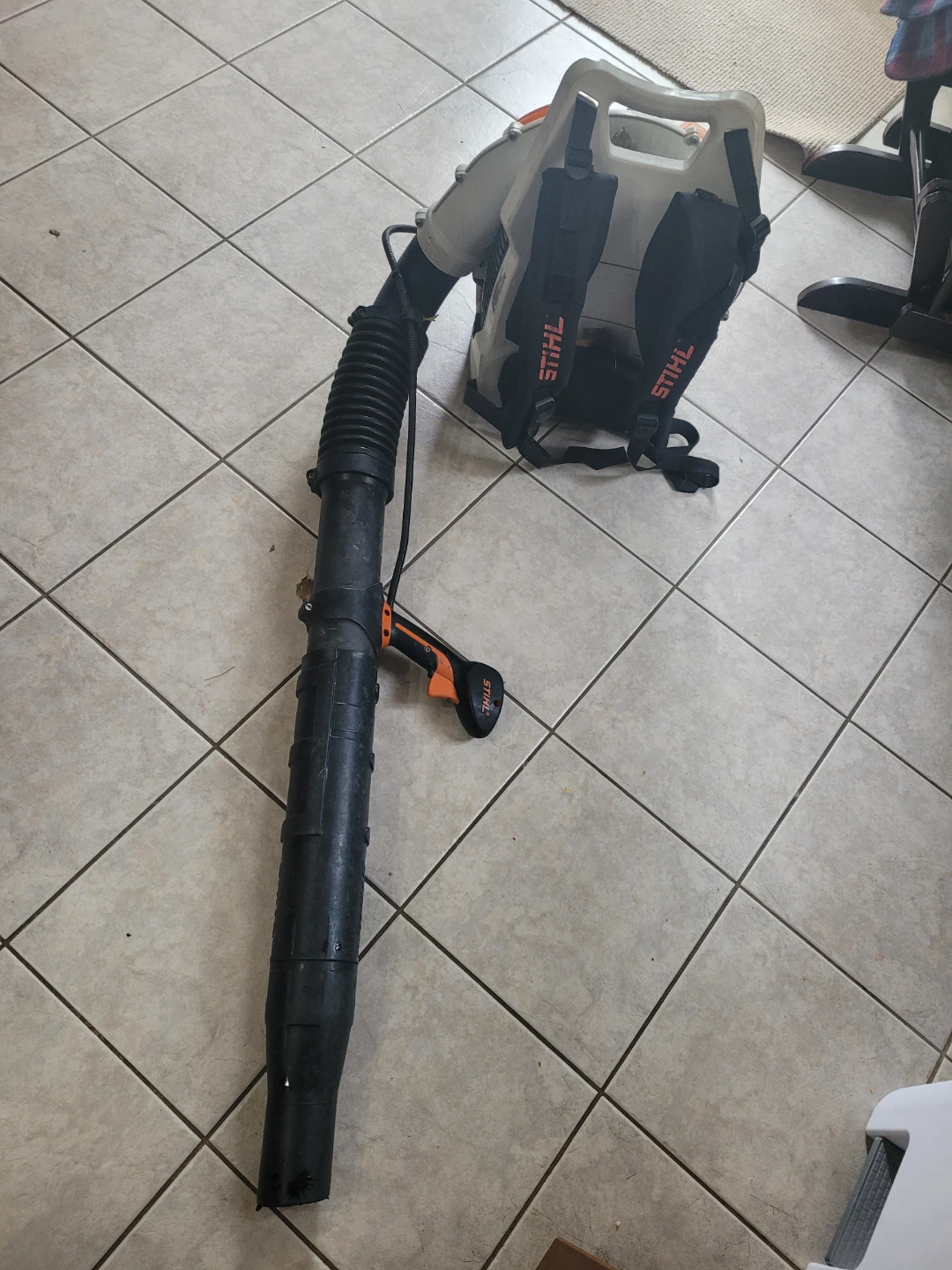 Stihl BR 600 Backpack Blower - photo 2