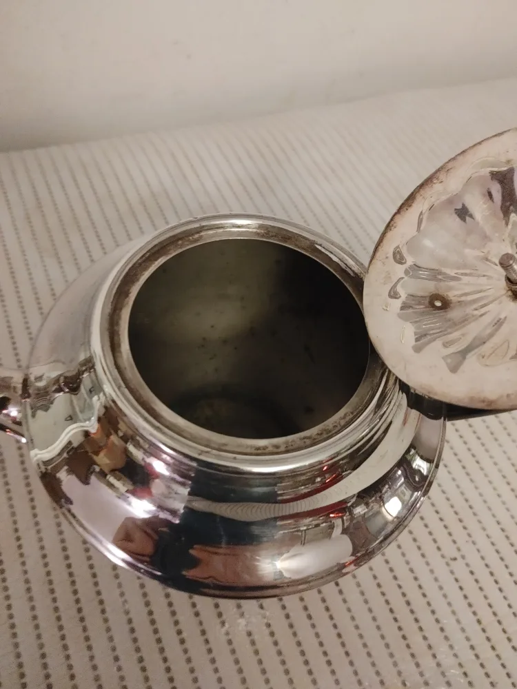 Colonel Plate E.G.M. & Co. Teapot image indicator(2)