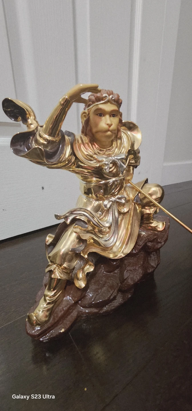 Monkey King Statue - photo 2