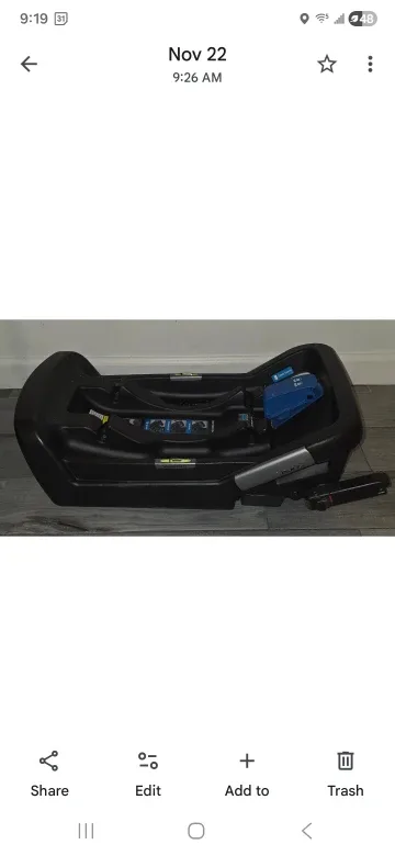 Nuna Pippa car seat with base image indicator(2)