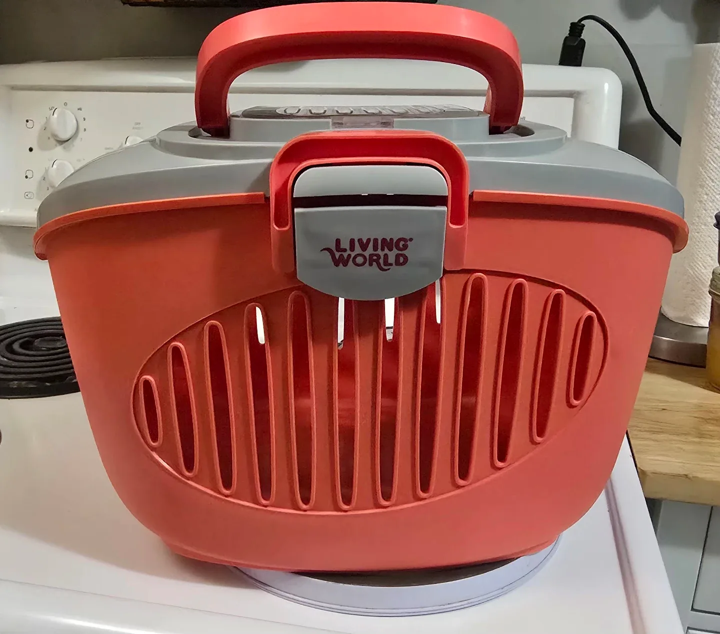 Living World Pet Carrier - Coral & Grey thumbnail