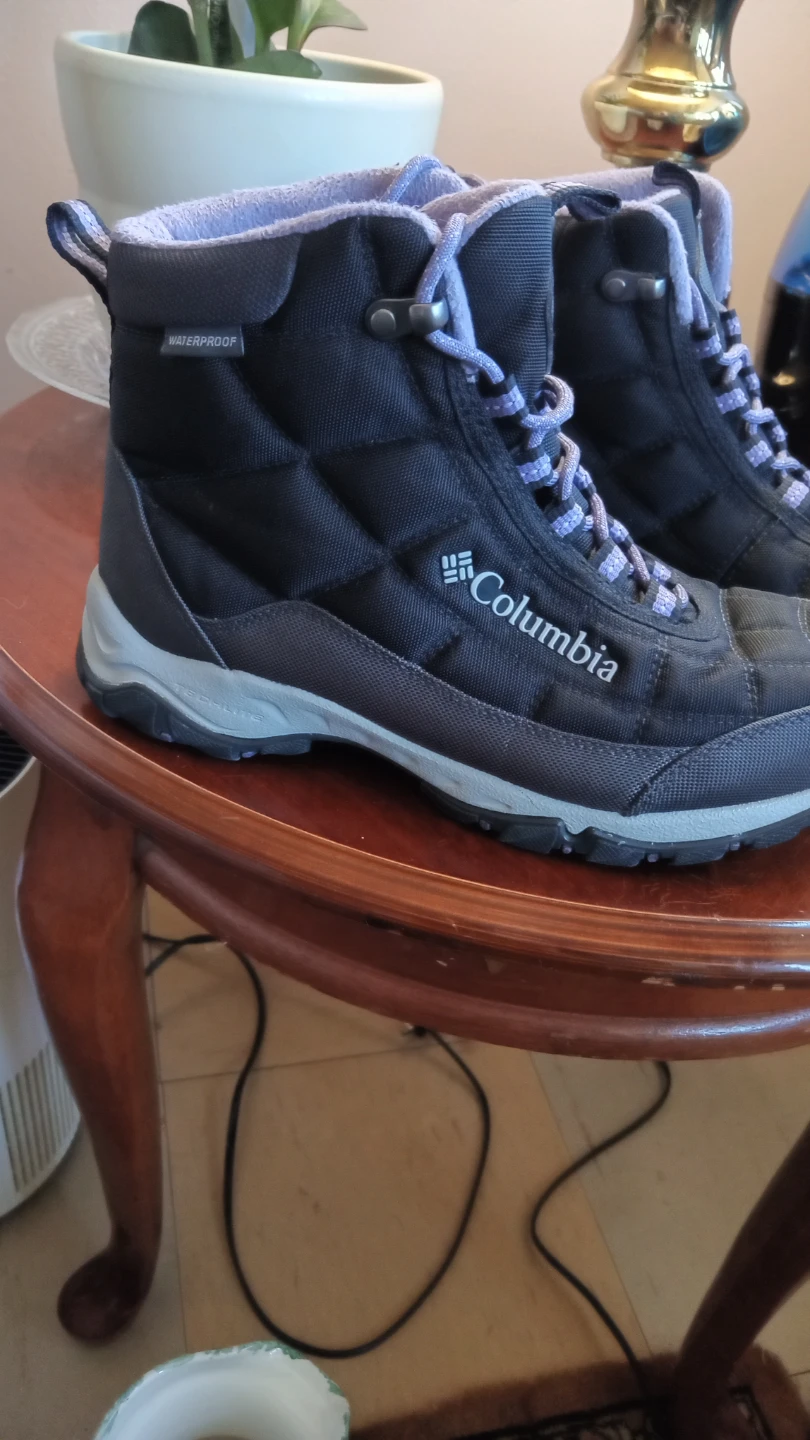 Womans Columbia Waterproof Winter Boots