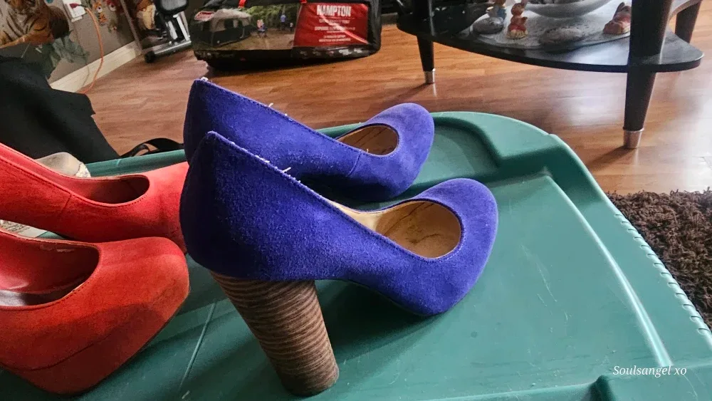 Orange & Blue Suede Heels image indicator(2)