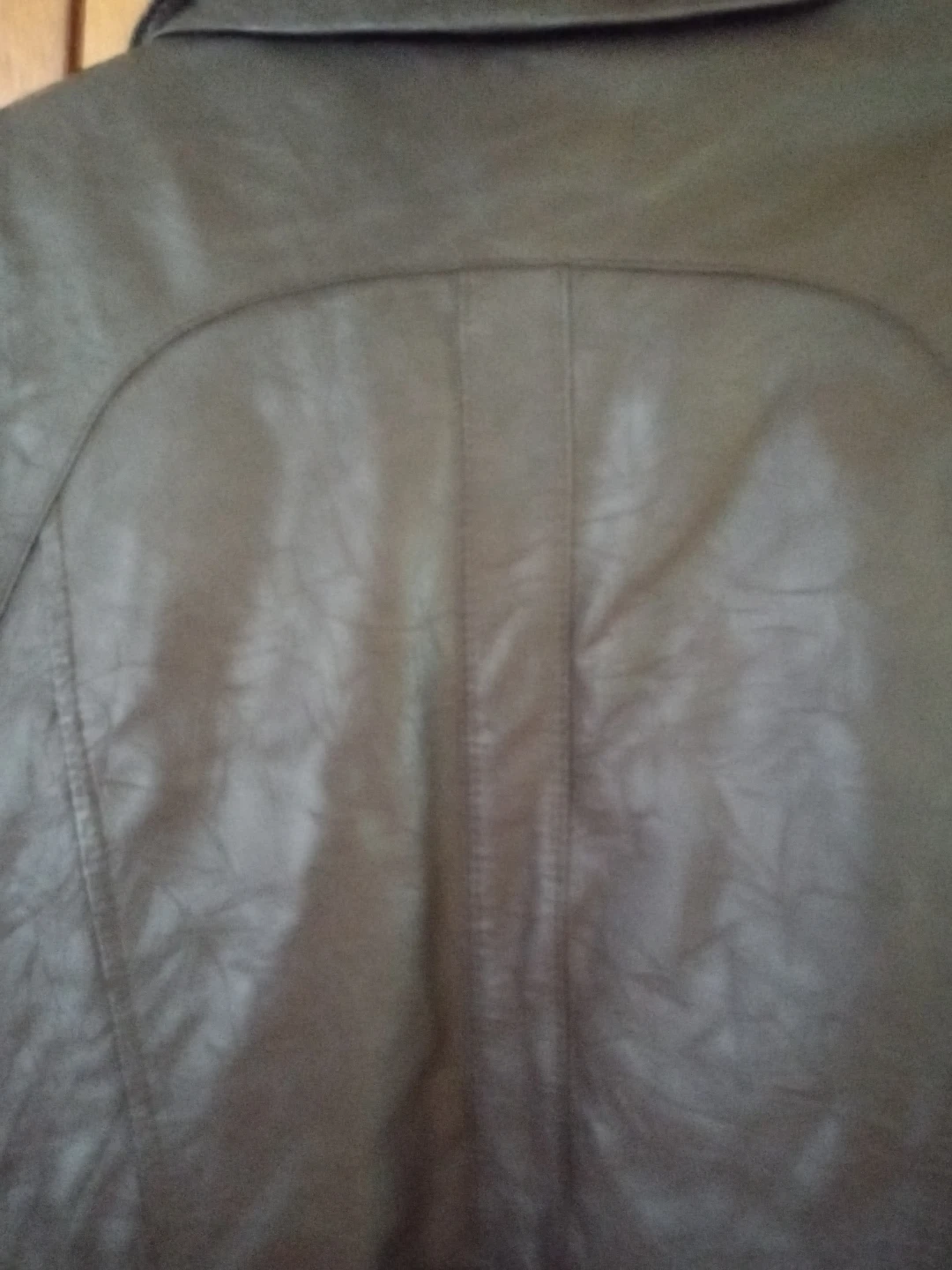 Danier Leather Jacket Ladies - Size M - photo 3