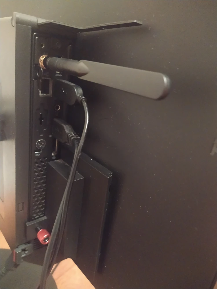 Lenovo mini pc with 16G + 2T ssd - photo 3
