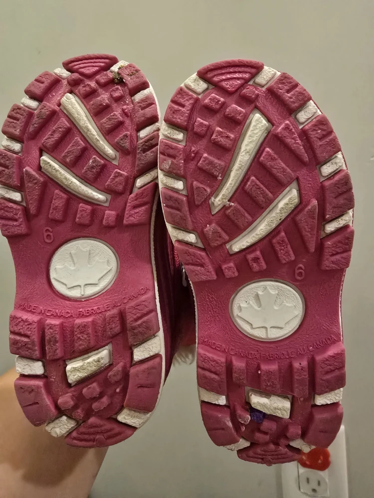 Pink Winter Boots Size 6 - photo 2