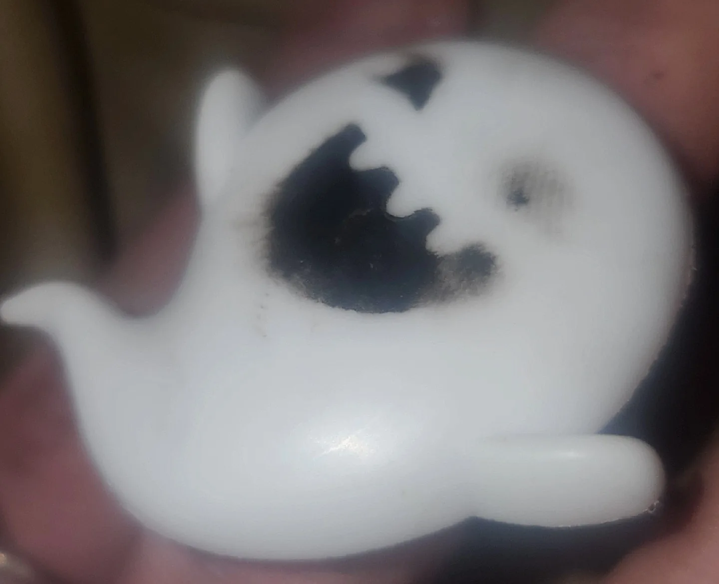 2 White Plastic Ghost Rings - Spooky Fun! image indicator(3)