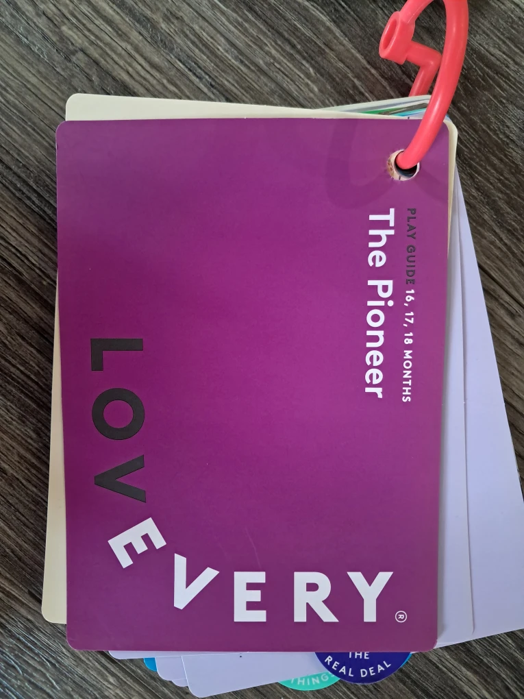Lovevery The Pioneer Play Kit (16-18 Months)
