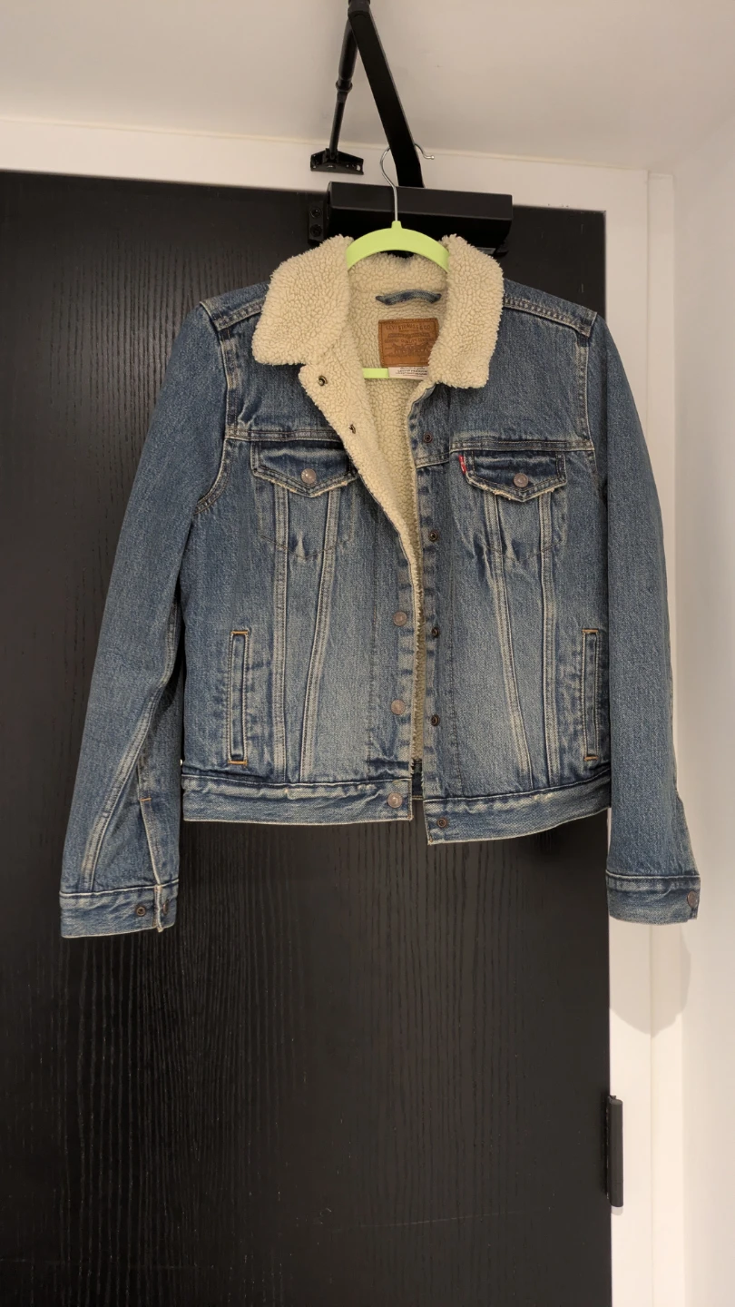 Women's Levi's Premium Denim Sherpa Trucker Jacket, Size M