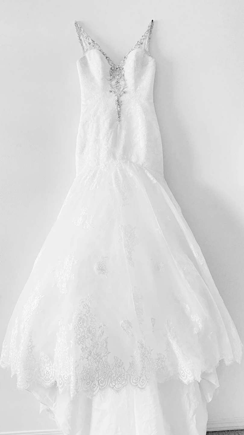Wedding dress - photo 3