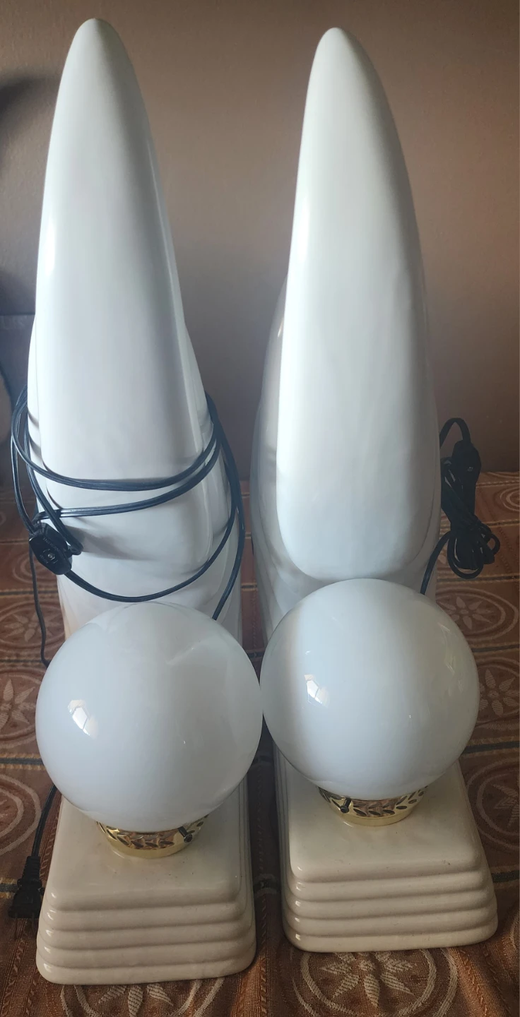 Vintage Swan Table Lamps - Pair - photo 2