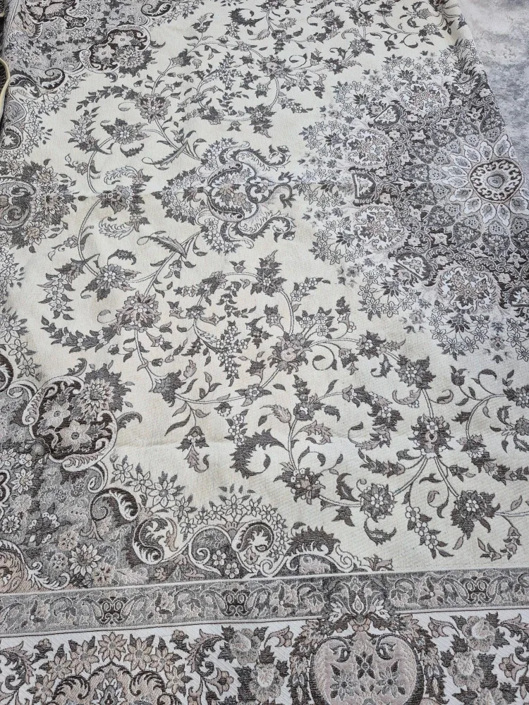 Floral Patterned Area Rug (mat)