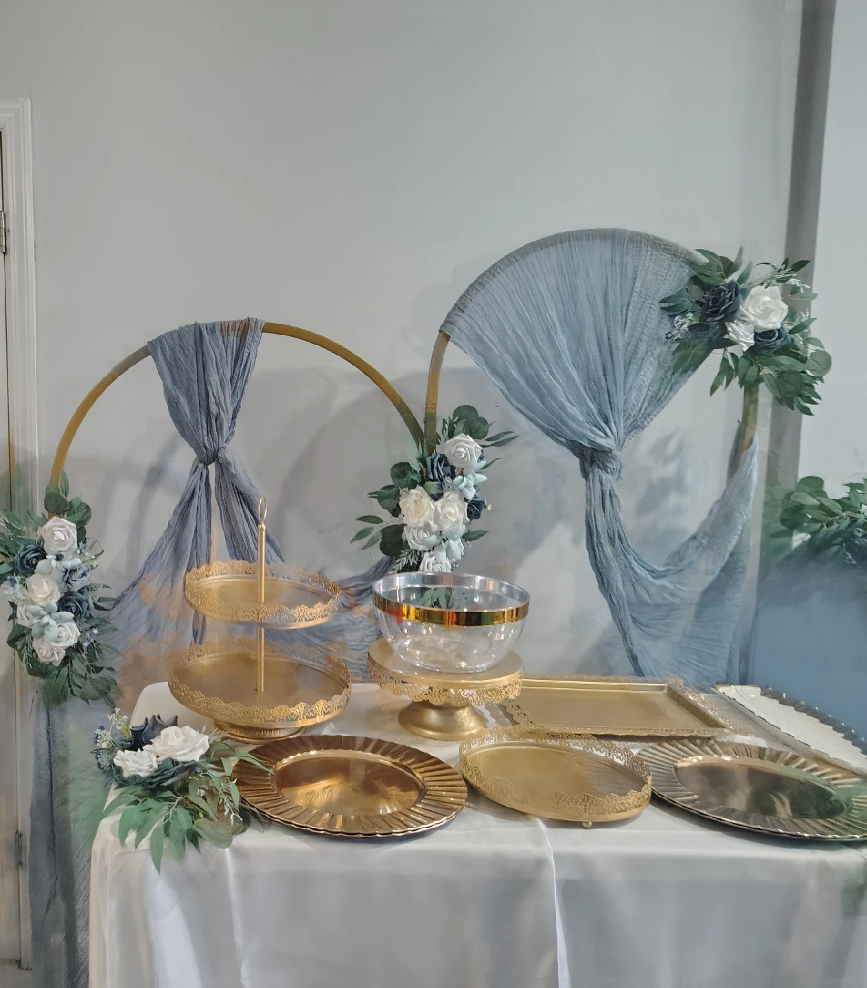Gold Decorative Serving Trays & Stands 🥕 I am in. Day 2