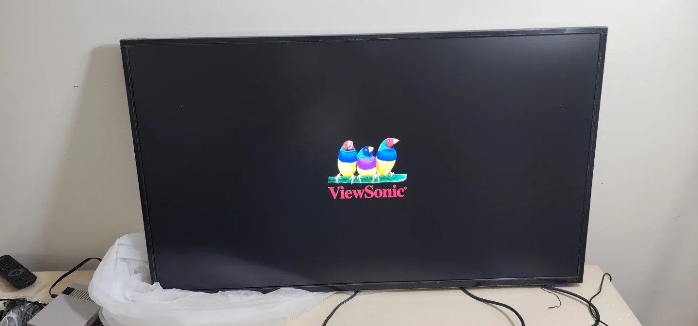   ViewSonic 43"  Commercial Display / T.V with WiFi & Internet image indicator(3)
