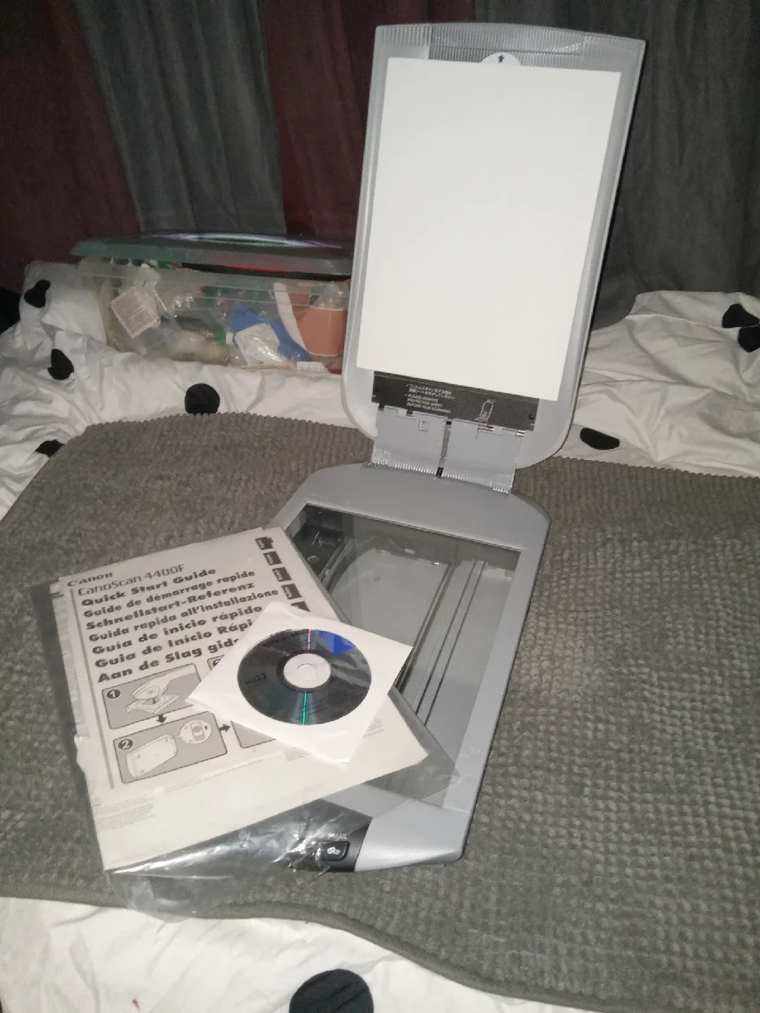 Canon CanoScan 4400F Scanner image indicator(2)