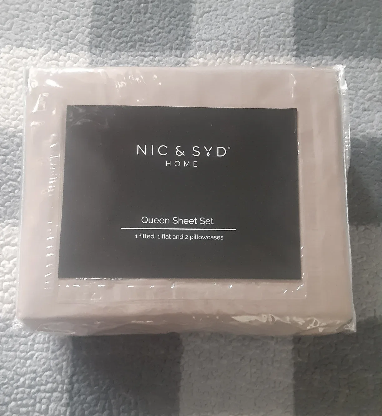 New NIC & SYD Queen Sheet Set
