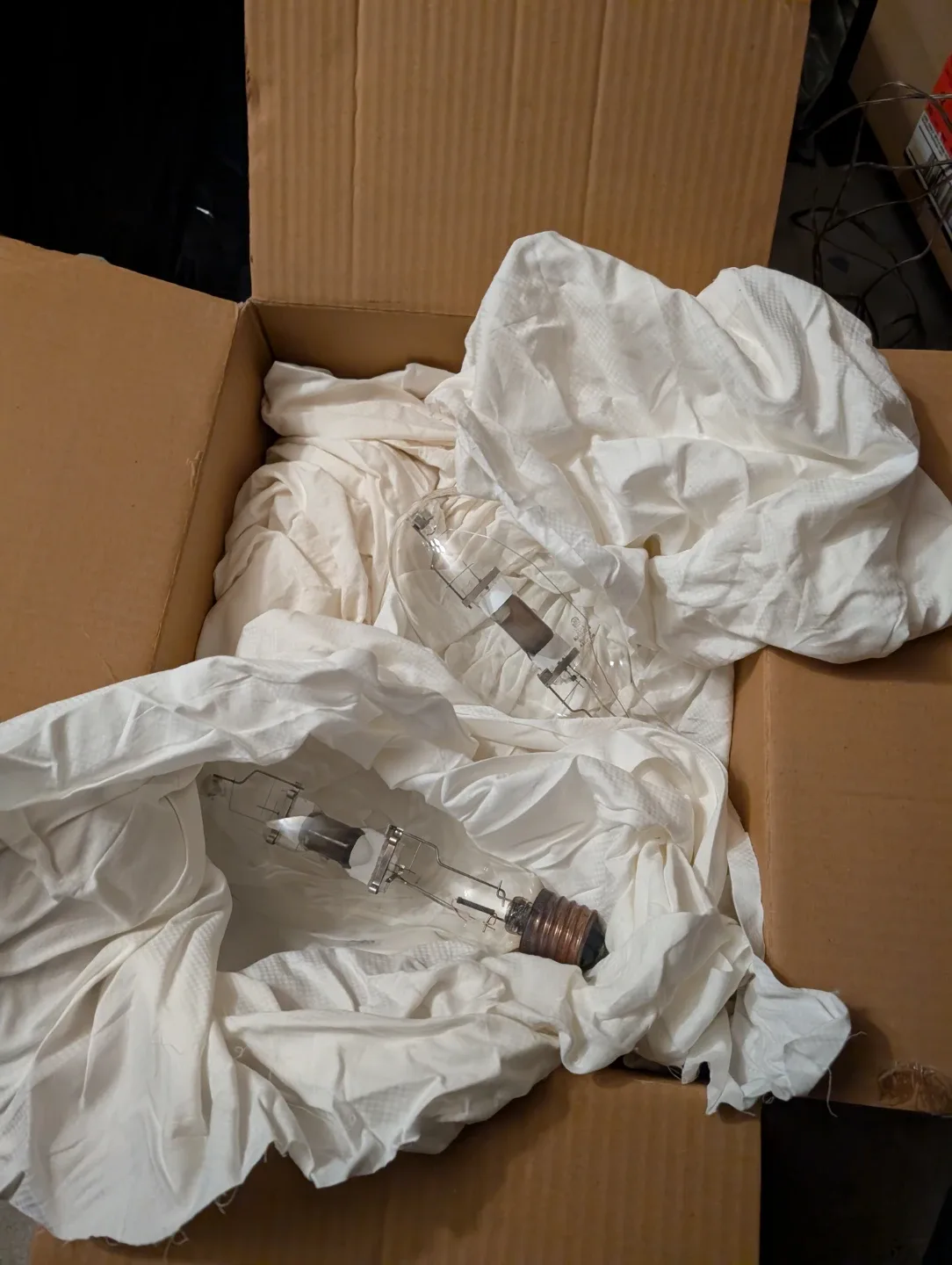 GE Multi-Vapor Metal Halide Lamp Bulb R400 MVR400/U image indicator(3)