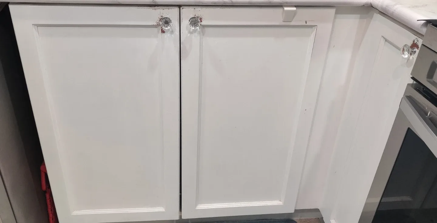 White Cabinet Doors image indicator(5)