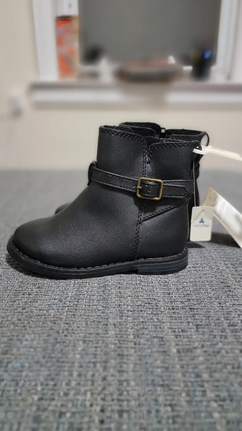 Baby Gap Black Boots, Size 7 - New with Tags! thumbnail