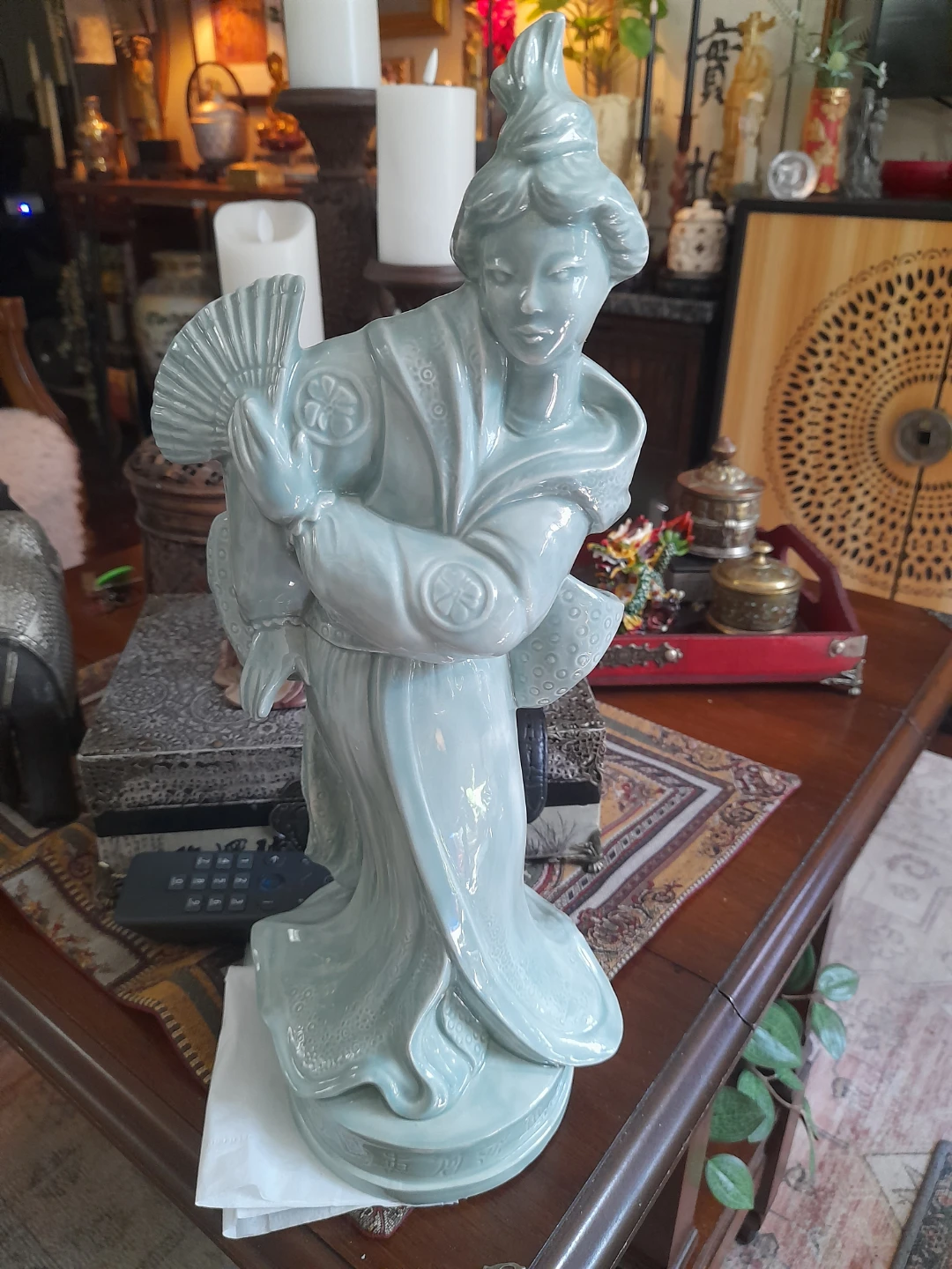 Vintage Japanese Geisha Figurine - photo 3