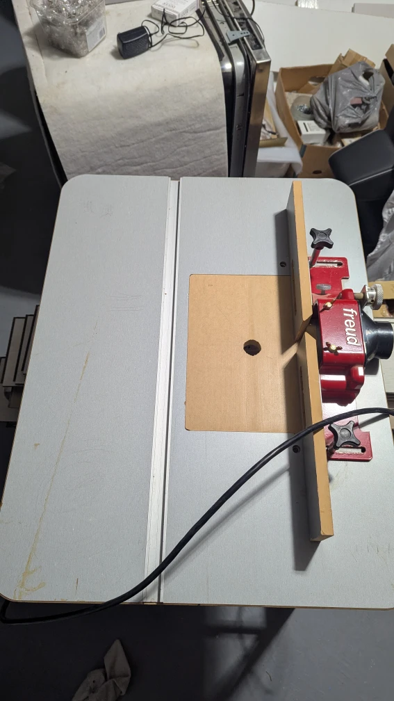 Freud Router Table - photo 3