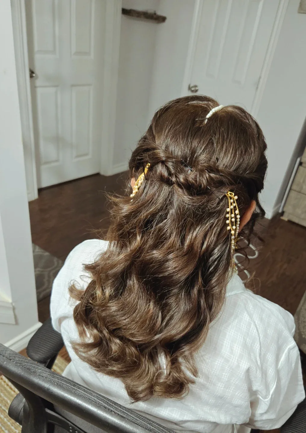 Hairstylist Milton image indicator(2)