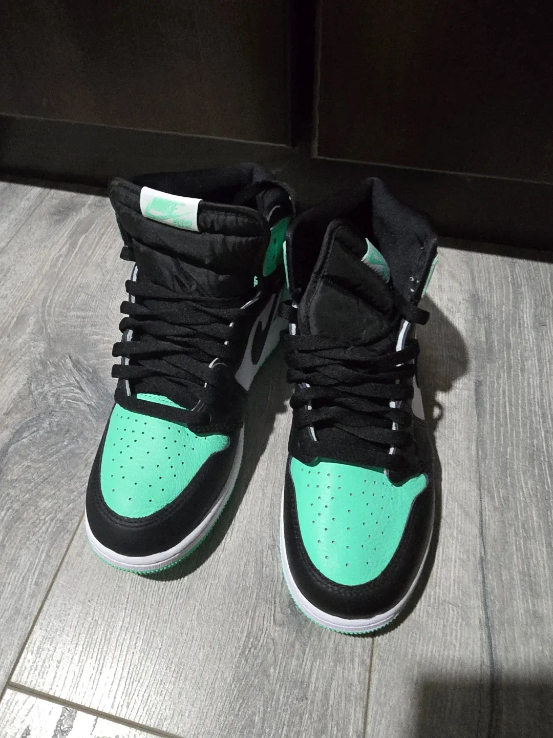 Nike Air Jordan 1 High Seafoam Green image indicator(3)