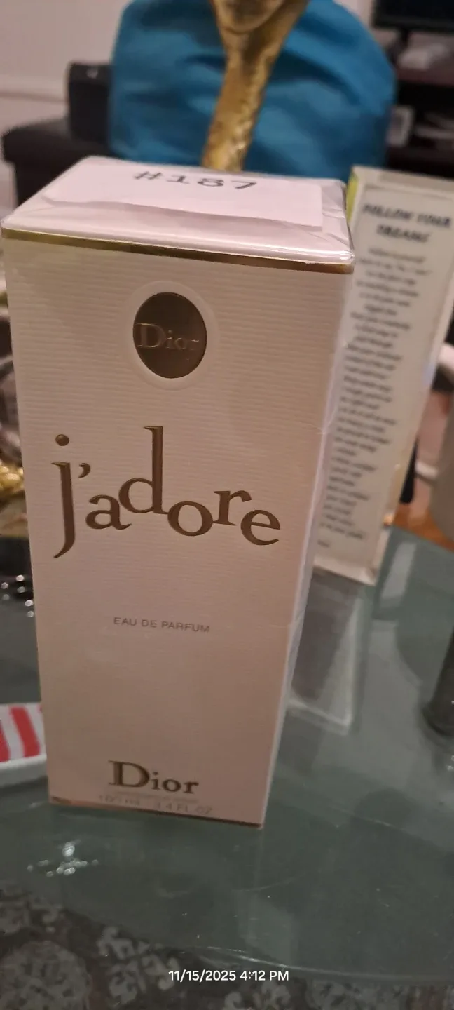 New Dior J'adore Eau de Parfum 3.4 fl oz image indicator(2)