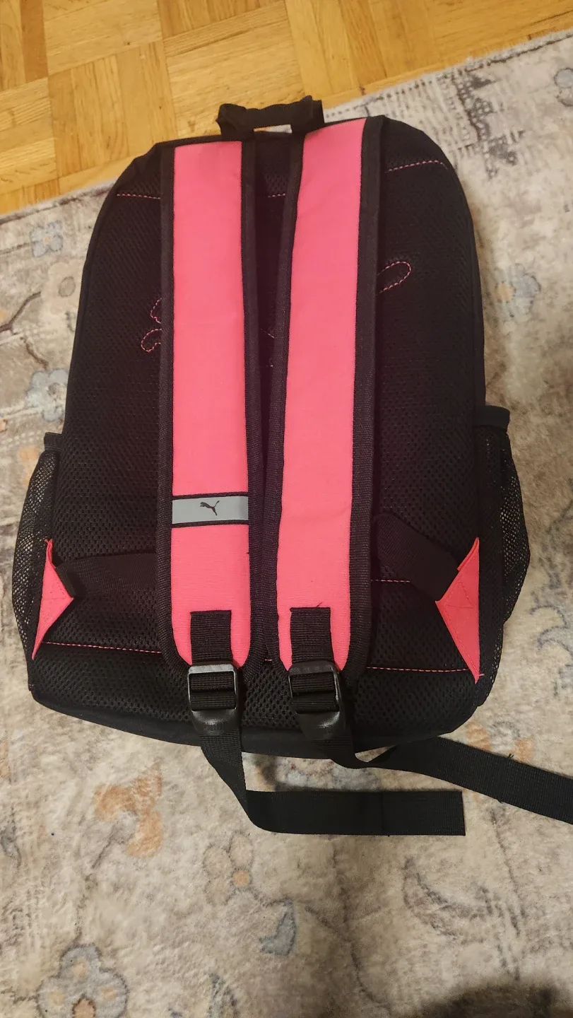 Puma Backpack and lunch bag - Black and Pink image indicator(4)