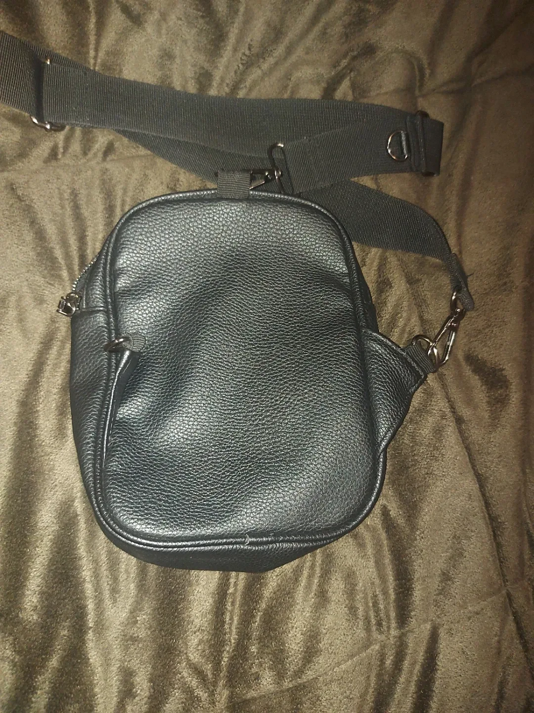 Buffalo David Bitton Black Crossbody Bag image indicator(3)