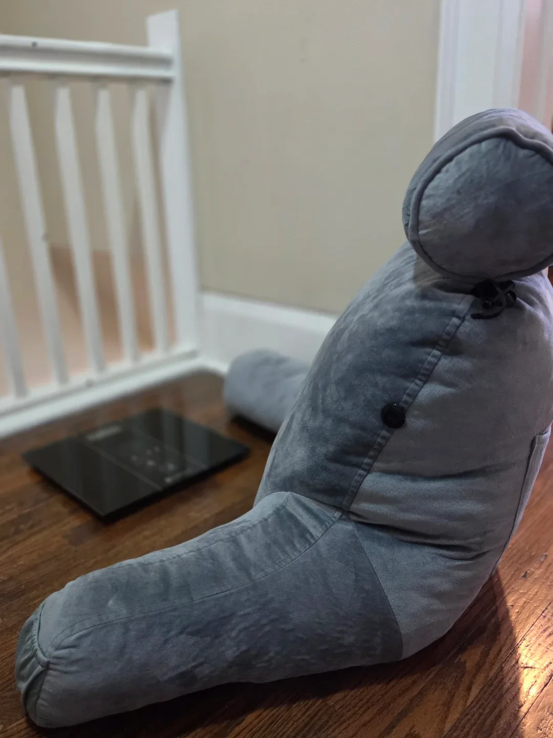 Grey Bed Rest Pillow with Neck Support image indicator(4)