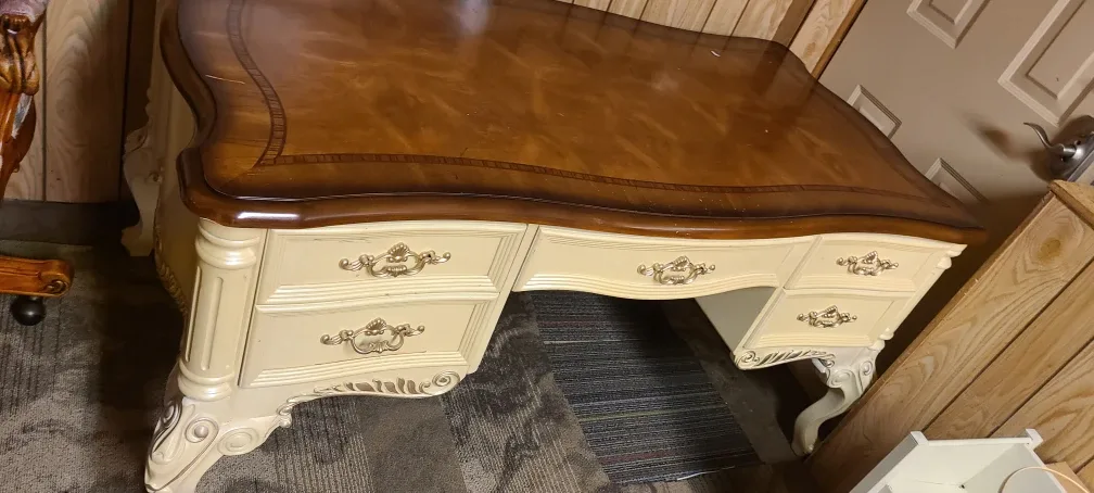 Vintage Style Wooden Desk