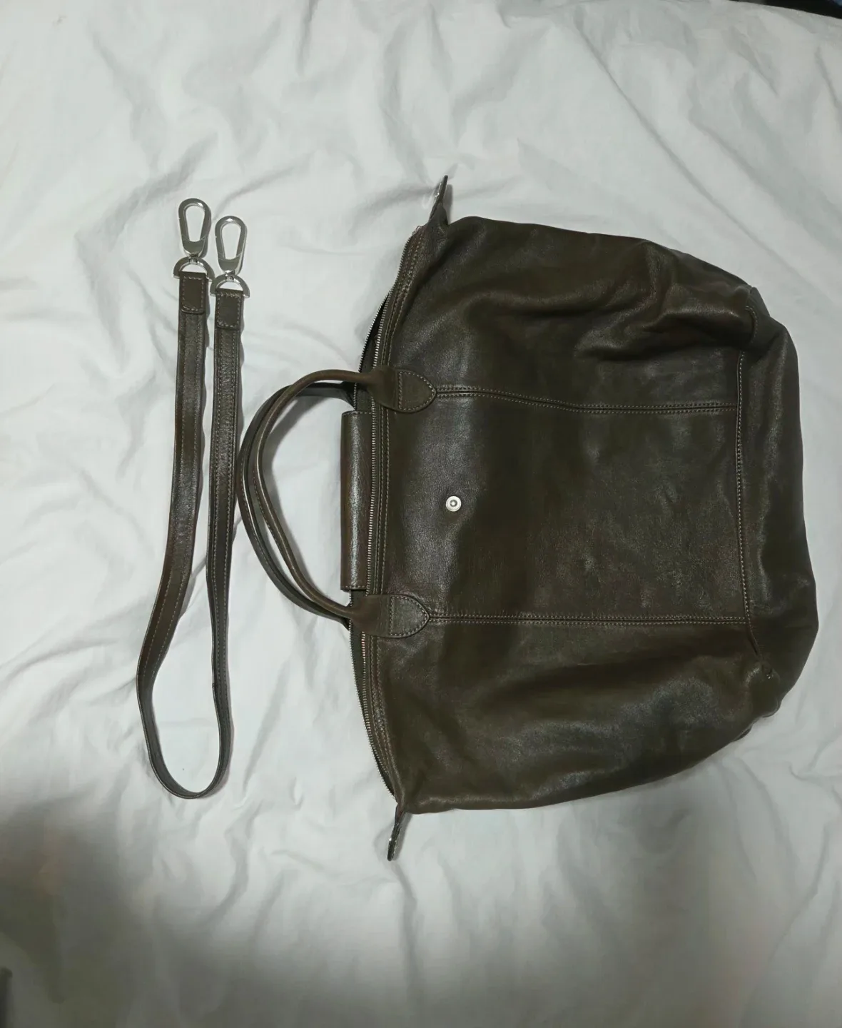 Longchamp tote/crossbody image indicator(3)