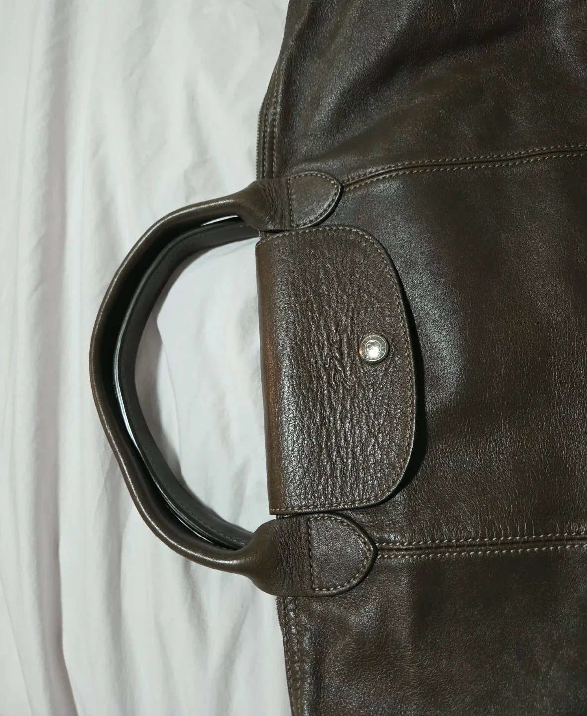 Longchamp tote/crossbody image indicator(5)