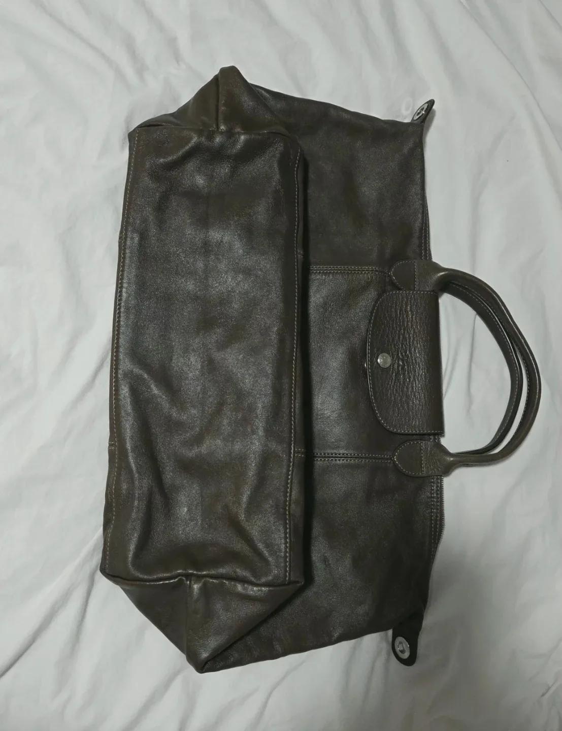 Longchamp tote/crossbody image indicator(8)