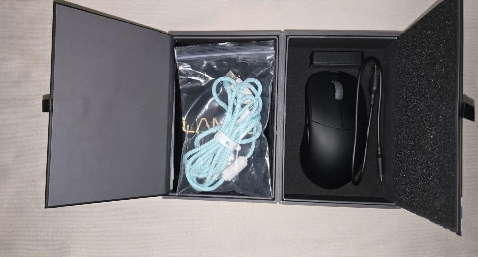 Lamzu Atlantis Mini 4K Wireless Gaming Mouse - New! - photo 2