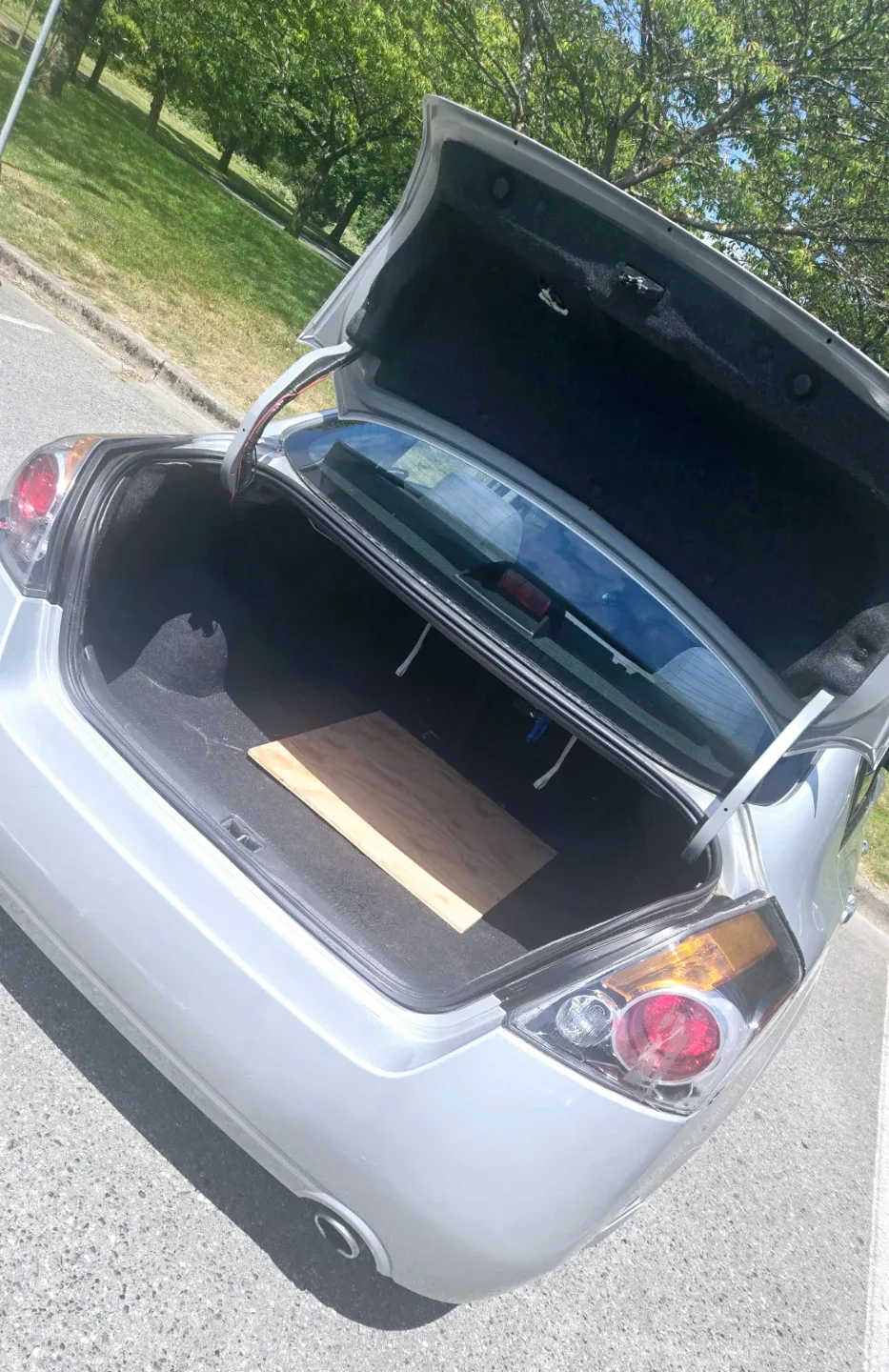 2012 Silver Nissan Altima 2.5S image indicator(7)