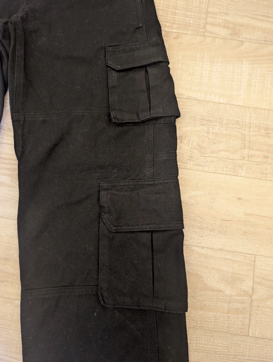 TNA Black Cargo Pants image indicator(3)