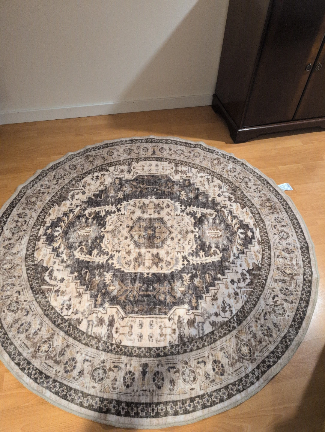 Round Area Rug - Polyester Surface - photo 2