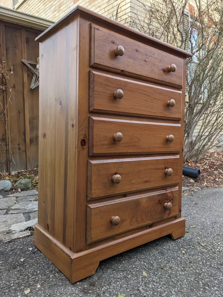 5 Drawer Tallboy Dresser in Solid Pine image indicator(9)