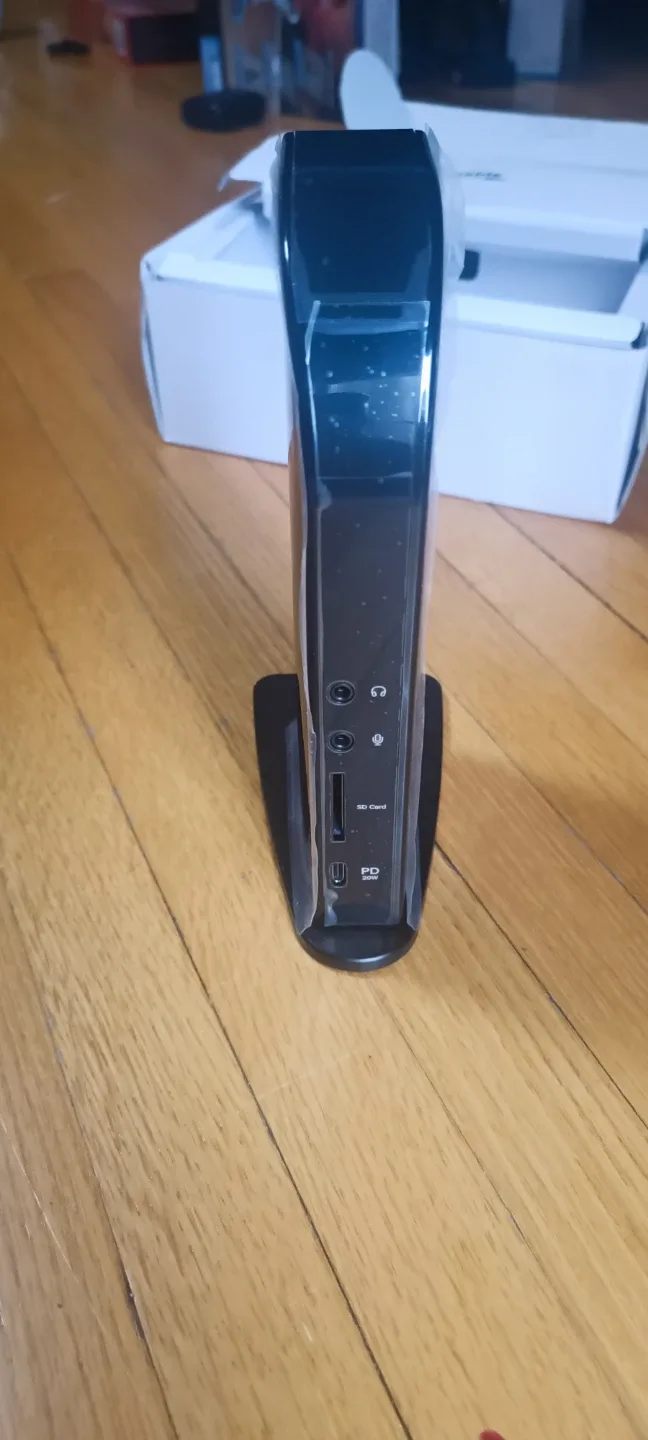 Plugable 13-in-1 USB-C Docking Station image indicator(3)