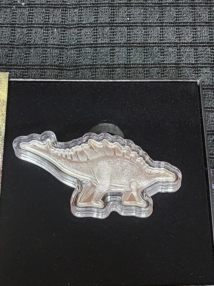 Dinosaurs of North America: Stegosaurus 2oz Fine Silver - photo 3