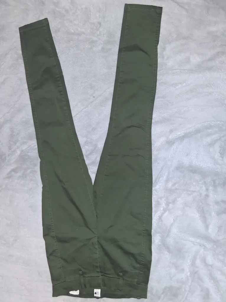 Garage Olive Green Skinny Pants - Size 1 image indicator(2)