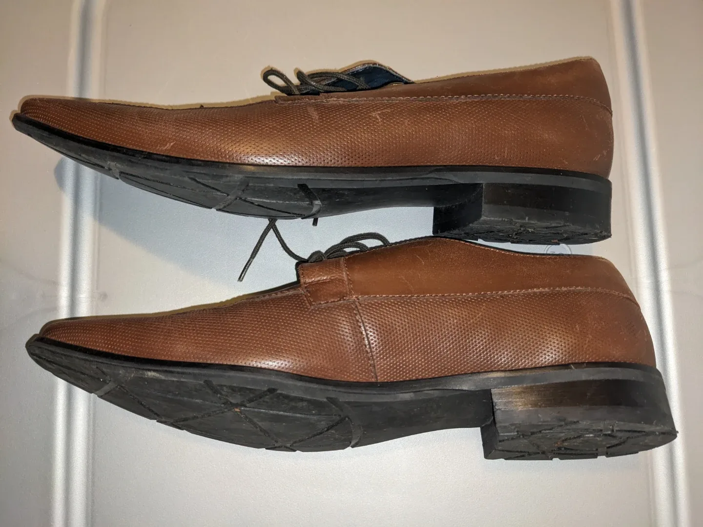 Louis Philippe Brown Leather Formal Dress Shoes - Size US 9 image indicator(4)